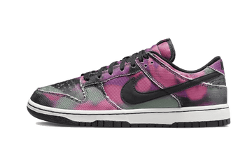 Nike Dunk Low Graffiti Pink