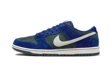 Nike SB Dunk Low Deep Royal Blue