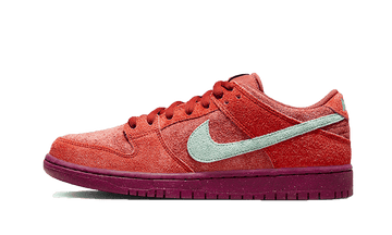 Nike SB Dunk Low Mystic Red